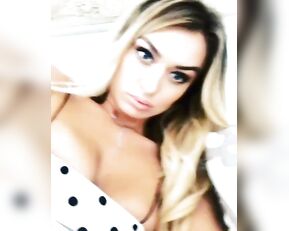 Natalia Starr shakes booty premium free cam snapchat & manyvids porn livesex