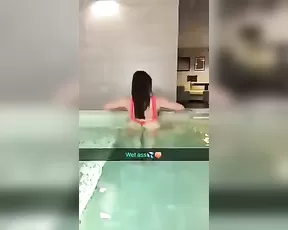 Cassie Fire shines her ass premium free cam snapchat & manyvids porn livesex