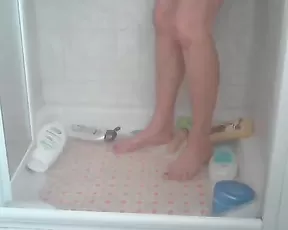 Her body and pussy is so acrobatic!