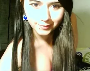 So pretty brunette girlfriend make awezone sex fun in her parents house,damn