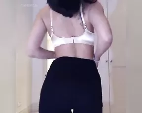 MissKreazy tease MFC lux boobs