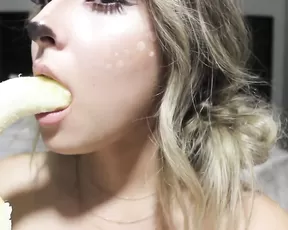 Frecklequeen halloween banana blowjob tease finger fetish cosplay porn video manyvids