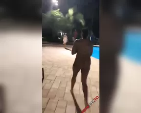 Ariana gray with gia valentine swimming pool show snapchat xxx porn livesex1