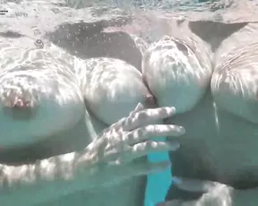 Sexxy bunny underwater big boobie play in the pool lesbians blonde porn video manyvids