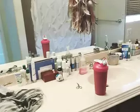 Rahyndee James with bare ass stands in bathroom premium free cam snapchat & manyvids porn videos