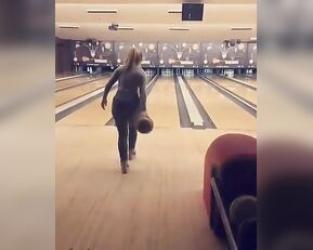 AJ Applegate throws a bowling ball premium free cam snapchat & manyvids porn videos