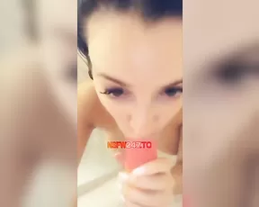 Kathleen Eggleton shower dildo blowjob snapchat free