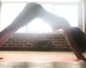 Janice Gfiffith bra yoga - onlyfans free porn