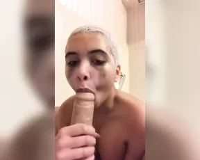 Aaliyah Hadid bathtub dildo blowjob - onlyfans free porn