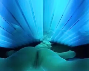 Emma Hix Had little fun the tanning bed haha - onlyfans free porn