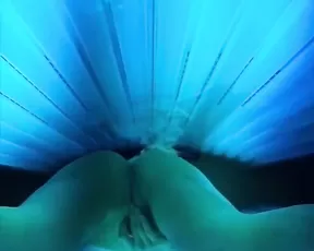 Emma Hix Had little fun the tanning bed haha - onlyfans free porn