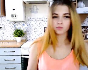 Charming___ MFC apple eating & dance nude cam porn livesex