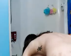 Coleycakes123 shower, dildo fuck & BJ Chaturbate porn