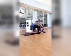 Austin Reign yoga lesbian show snapchat free