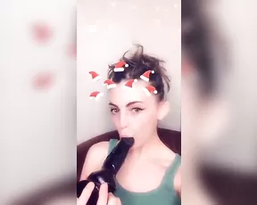 Luna Raise black dildo blowjob snapchat free