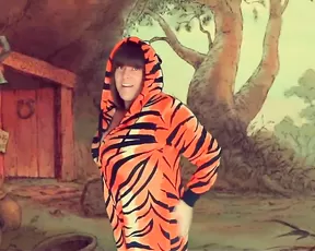 Rebecca Love tigger bounce - onlyfans free porn