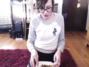 Lexi Doll Face eat pizza with ManyVids Free Porn Videos