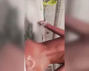 Alexx (Sasha) Wonderr bathtub naked snaps snapchat free