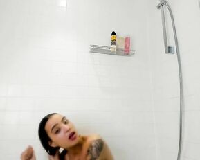 SashaSwan shower MFC webcam porn videos