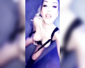 Gwen Singer horny girl JOI dildo riding snapchat free