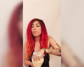 Ashleejuliet cute tattooed princess eats popcorn ManyVids Free Porn Videos