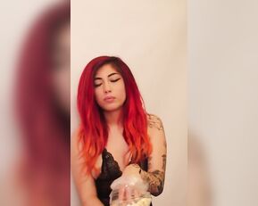 Ashleejuliet cute tattooed princess eats popcorn ManyVids Free Porn Videos