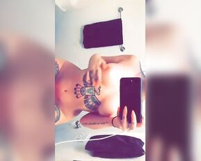 Taylor White mirror view naked teasing snap snapchat free
