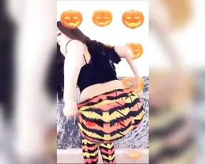 Lara lilac twerking time snapchat free
