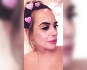 Allison Parker bathtub small vib orgasm snapchat free