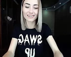 Lisa1Wild MFC naked - small tits & tight nipples cam video