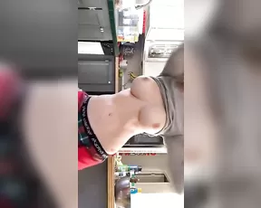 Justine Aquarius kitchen creamy pussy masturbation snapchat free