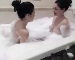 SalenaStorm bath scissors & lesbian double ended dildo fucking MFC vid