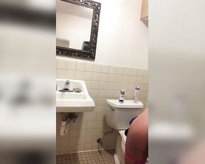 Cassie Starz toilet dildo masturbation with anal plug snapchat free
