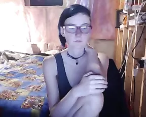 SmexySquirrel flat four-eyed MFC littlebriza camgirl pussy camvideos