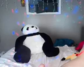 Huge load of sperm on her face