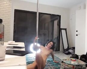 HEIDI MFC pole dance webcam porn livesex1