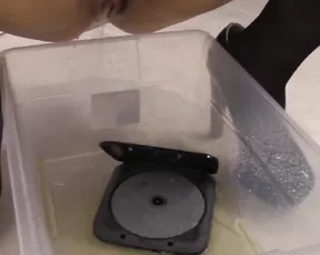 Dirty Princess - Watch Pee on Electronic Items ManyVids Free Dirty Fetish Video