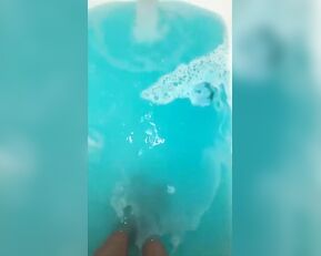 Austin Reign bathtub naked teasing snapchat free