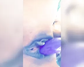 Gwen Singer mirror view cum show snapchat free