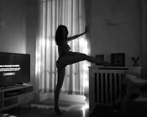 CrazyM_ MissKreazy Black & White Naked Video - MFC CrazySySy Cam Videos