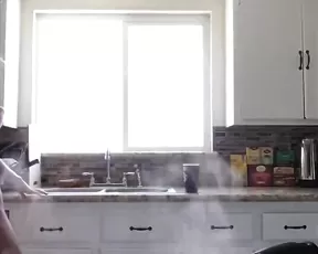 Emma Hix Making breakfast with Emmy - onlyfans free porn
