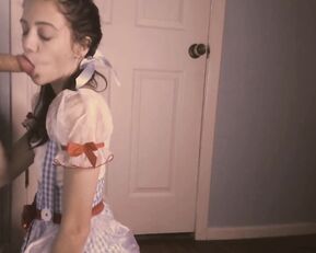 Naomi Dee Dirty Dorothy Outtakes from Oz - Manyvids Cosplay & Dildo BJ