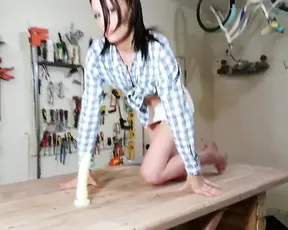 Elana x horny workbench creamy – ManyVids free