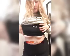 Lee Anne fitting room tits tease snapchat free