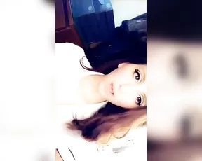 Yungx Cutie (Stefania Ta) dildo blow job bra teasing snapchat free