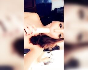 Yungx Cutie (Stefania Ta) dildo blow job bra teasing snapchat free