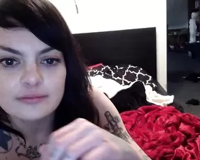 Individualevil Chaturbate lesbo lick & masturbating naked webcam porn