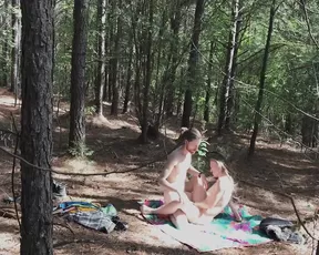 Sexyhippies Hippie Fuck a Butterfly at Festival - Nature Forest Fucking