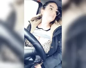 Lee Anne tits flashing while driving snapchat free