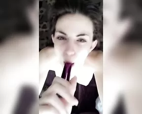 Luna Raise close dildo pussy masturbating snapchat free
